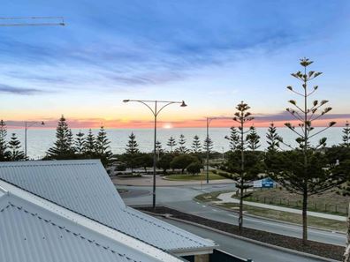 81 Jindalee Boulevard, Jindalee WA 6036