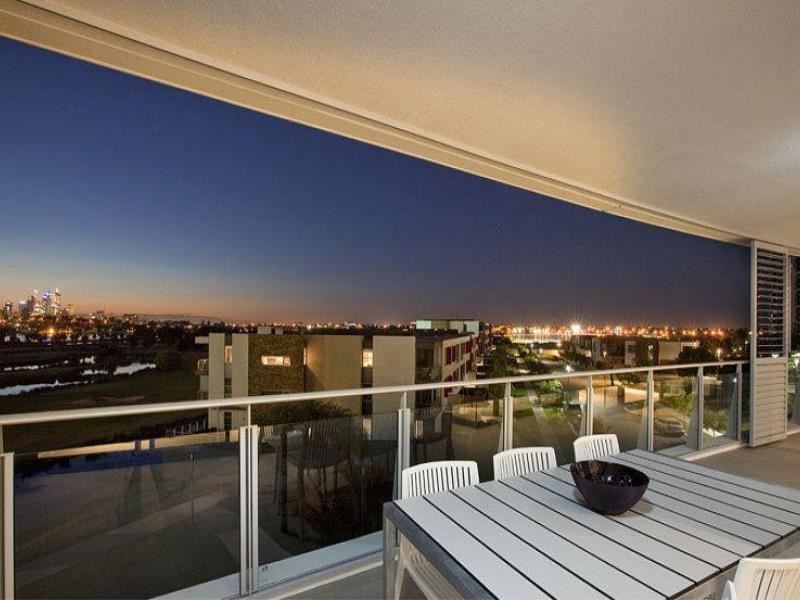 403/21 Bow River Crescent, Burswood