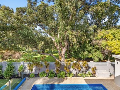34 Cowper Road, Sorrento WA 6020