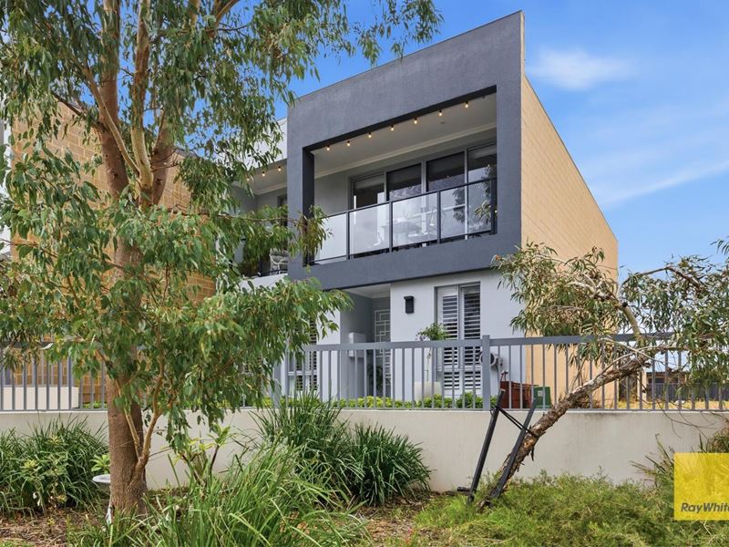 43 Greenslope Drive, Bushmead WA 6055