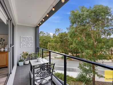 43 Greenslope Drive, Bushmead WA 6055