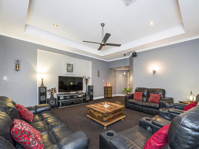21 Salicina Gardens, Roleystone WA 6111
