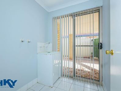 17 Edwards Entrance, Stratton WA 6056
