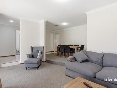 12 Bauhinia Ridge, Dianella WA 6059