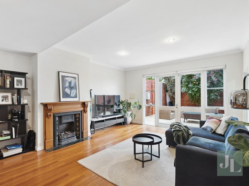 25 Raphael Street, Subiaco WA 6008