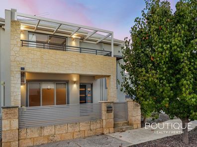 11 Fenian Pass, Hillarys WA 6025
