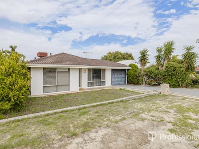22 Richenda Court, Marangaroo WA 6064