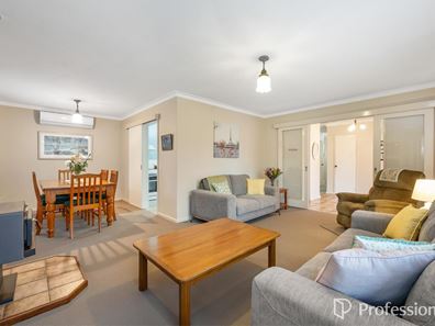 6 Sonego Avenue, Kelmscott WA 6111