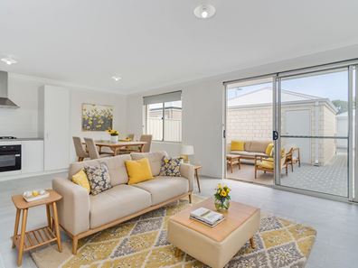 10 Stroll Lane, Yanchep WA 6035