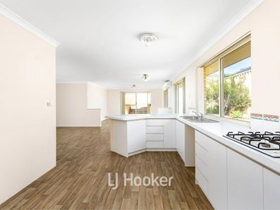 29 Possum Way, College Grove WA 6230