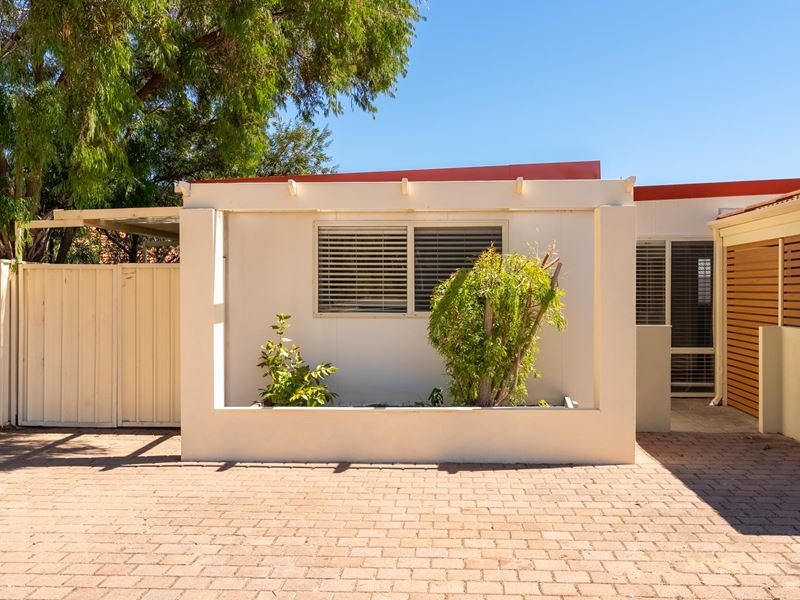 6A Panton Cove, Waikiki WA 6169