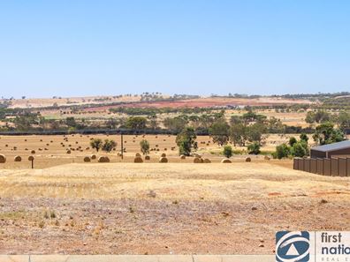6 Fairway Bend, Northam WA 6401