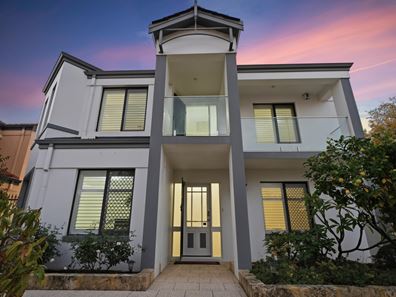 8 Tidewater Way, Ascot WA 6104
