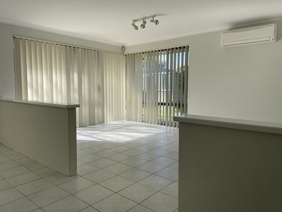 16 Adelphi Court, Marangaroo WA 6064