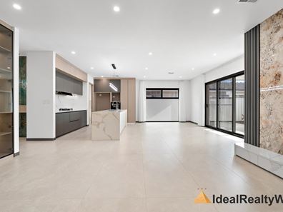 460 Riverton Drive, Riverton WA 6148