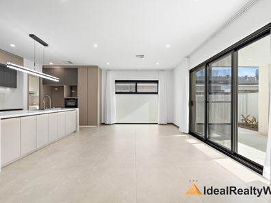 460 Riverton Drive, Riverton WA 6148