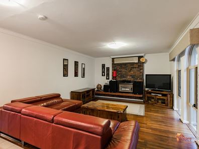 65 Hennessy Avenue, Orelia WA 6167