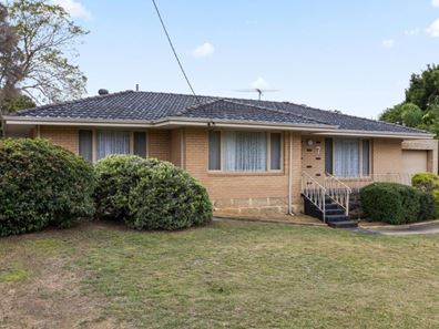7 Knight Place, Calista WA 6167