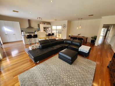 3 Convallis Vista, The Vines WA 6069