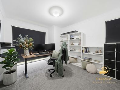 1 Hike Way, Ellenbrook WA 6069