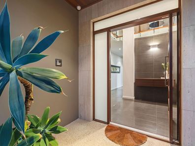21B Challenger Place, Melville WA 6156