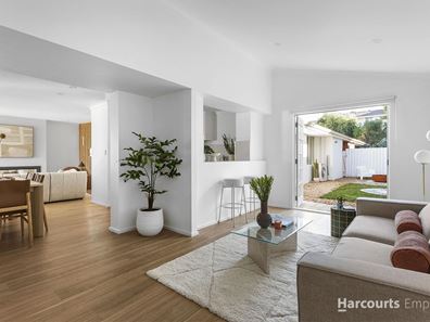 7A Alga Street, Scarborough WA 6019