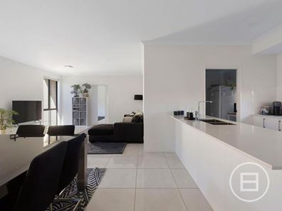 69 Whadjuk Drive, Hammond Park WA 6164