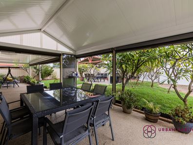 11 Chapman Road, Calista WA 6167