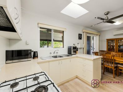 11 Chapman Road, Calista WA 6167