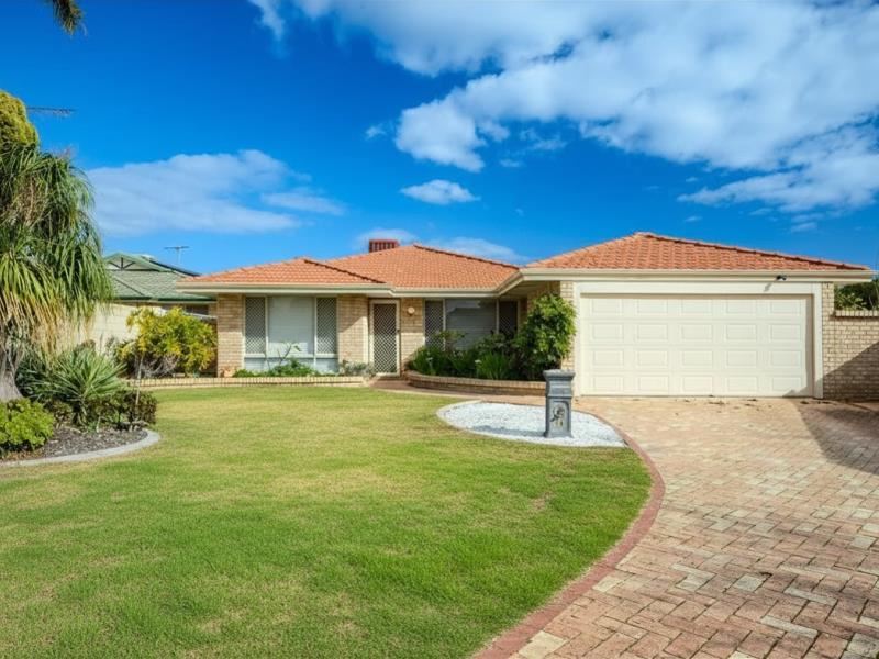 14 Walpole Place, Clarkson
