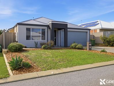 6 Kirkbrae Pass, Meadow Springs WA 6210