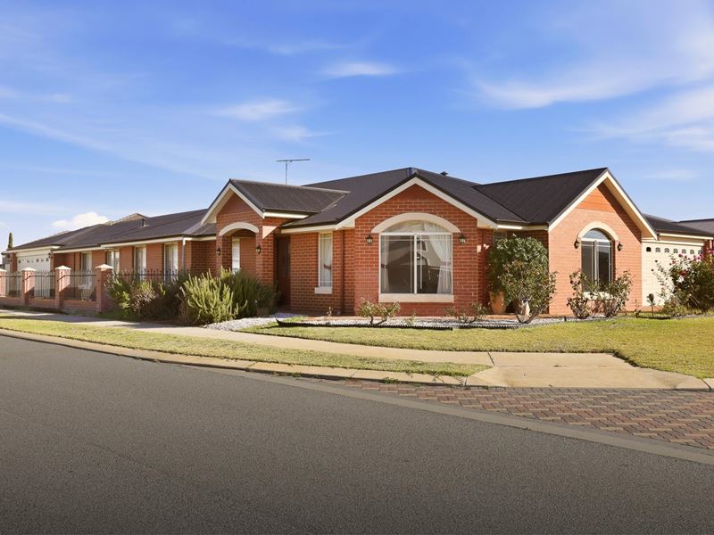 24 Antonio Circuit, Port Kennedy