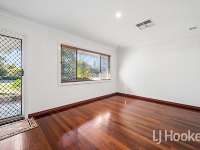 8 Norbury Way, Langford WA 6147