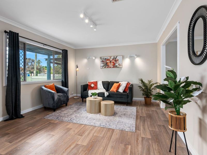 16 Eureka Street, Hannans