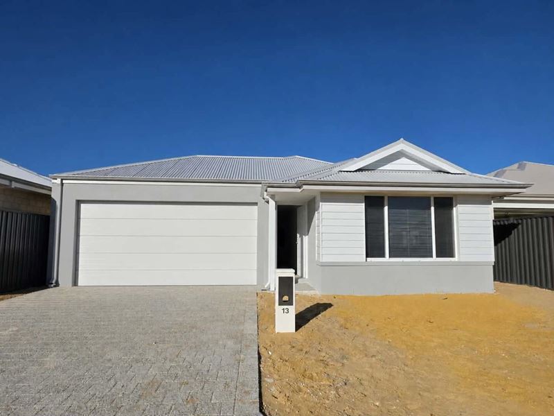 13 Pomorie Road, Madora Bay