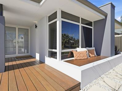 6 Bonarda Way, Caversham WA 6055