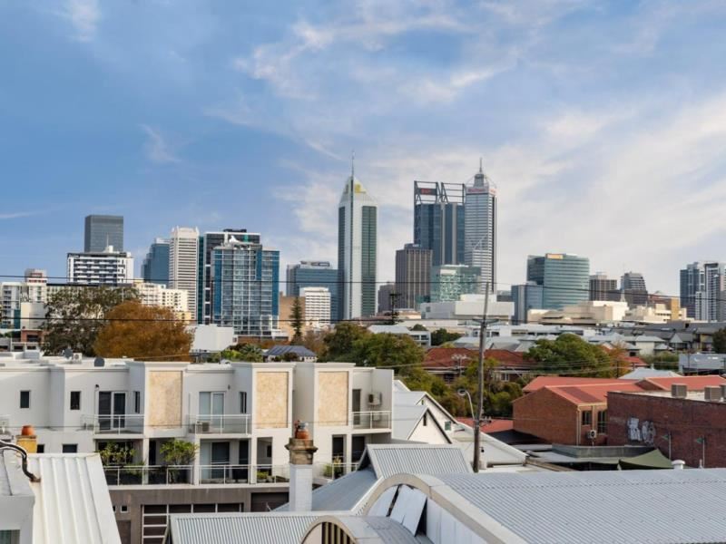 16/5 Smith Street, Perth WA 6000
