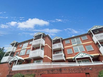 16/5 Smith Street, Perth WA 6000