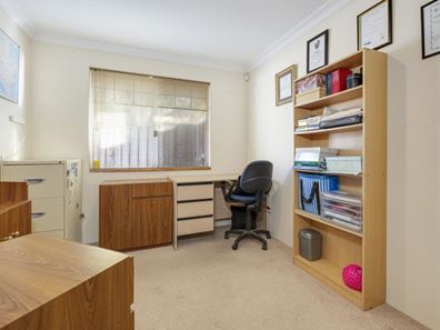 6B Woolmers Loop, Landsdale WA 6065