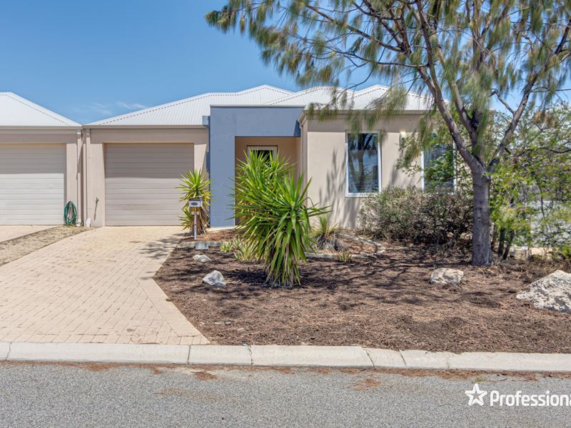 16 Everlasting Road, Yanchep WA 6035
