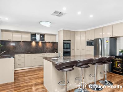 16 Barcombe Way, Leeming WA 6149