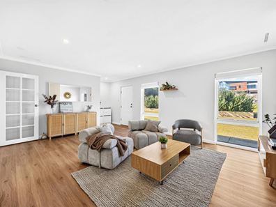 38 Sporing Way, Hillarys WA 6025