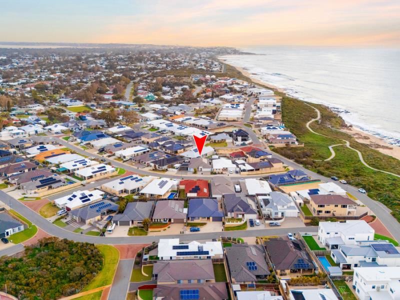 47 Solandri Turn, Halls Head WA 6210