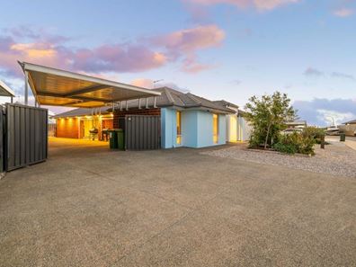 47 Solandri Turn, Halls Head WA 6210