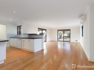 10 Portcullis Drive, Willetton WA 6155