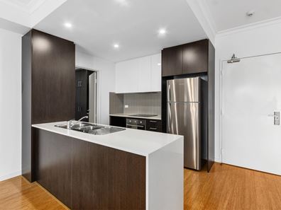 57/2 Rowe Avenue, Rivervale WA 6103