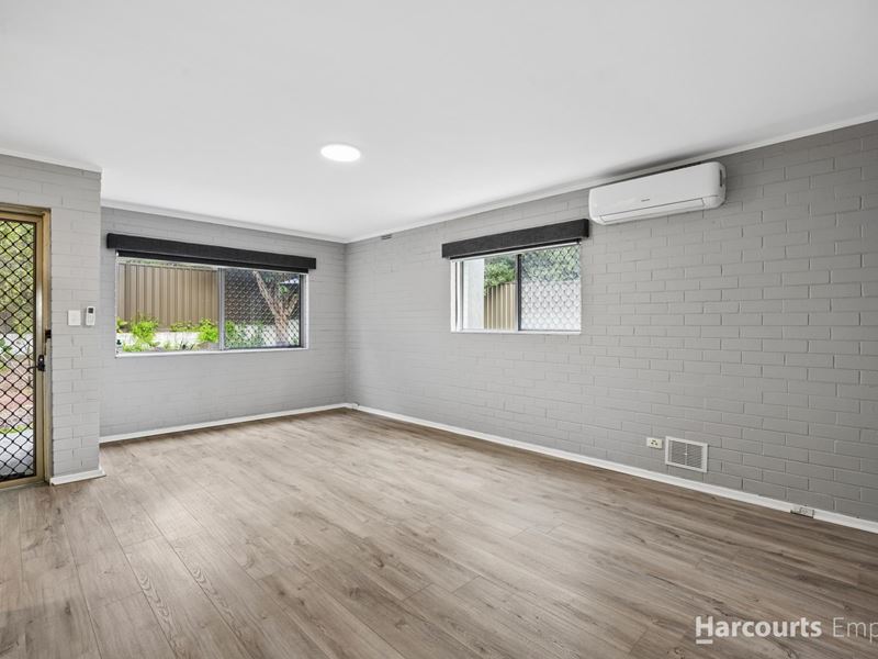 1/296 Scarborough Beach Road, Doubleview WA 6018