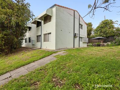 1/296 Scarborough Beach Road, Doubleview WA 6018