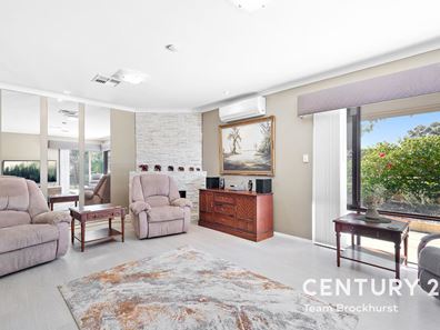 5 Cavalier Court, Thornlie WA 6108