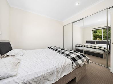 30 Minnie Lane, Ellenbrook WA 6069
